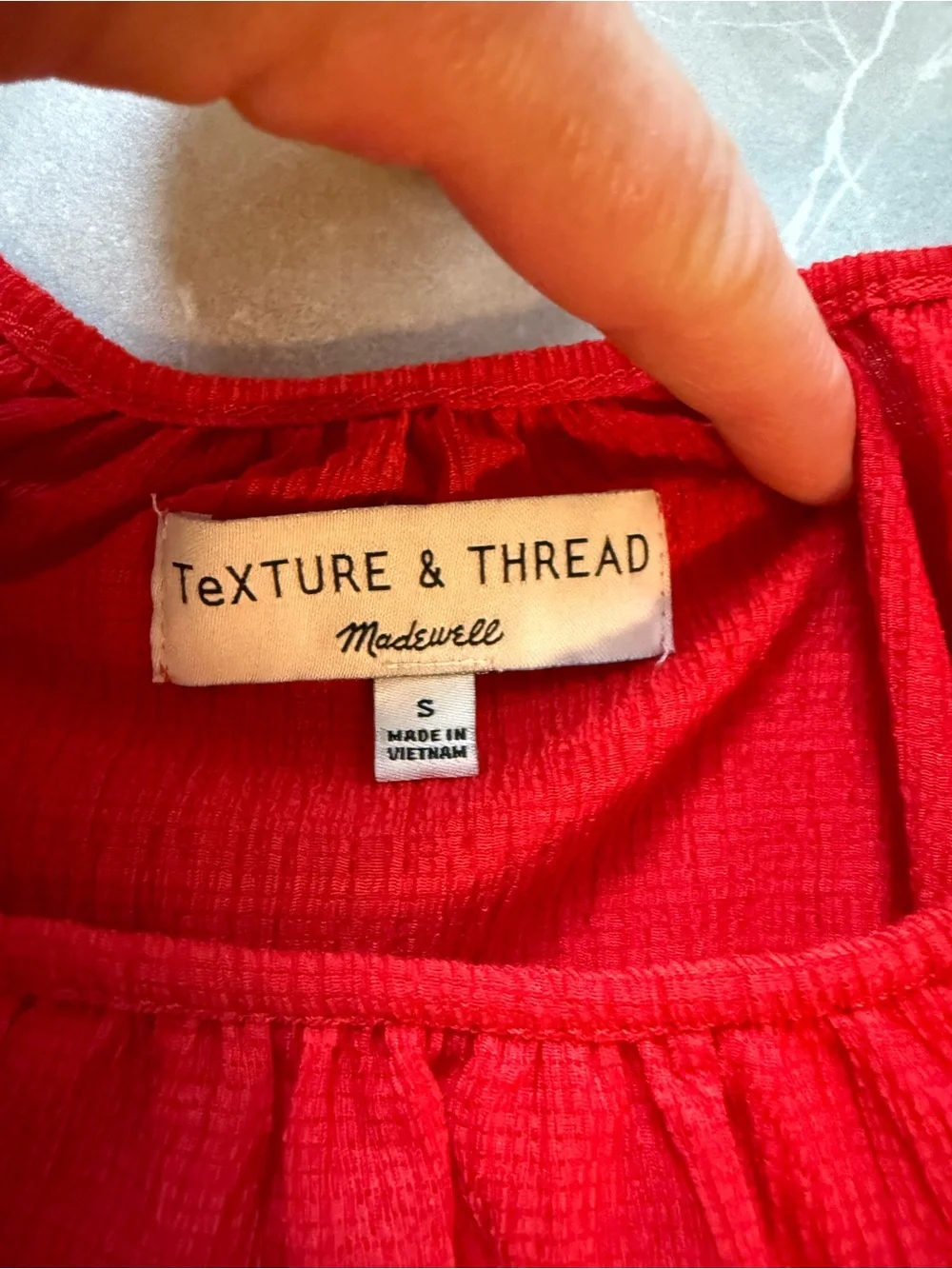 Texture and Thread by Madewell puff sleeve blouse. Size small.